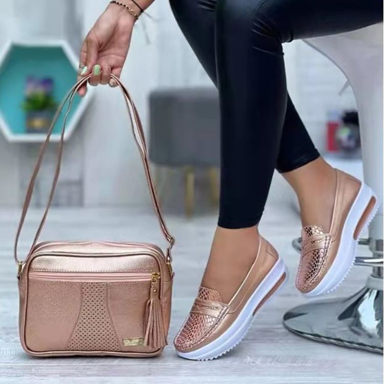Damen Slip-On Mokassins mit strukturiertem Obermaterial und rutschfester Sohle EB