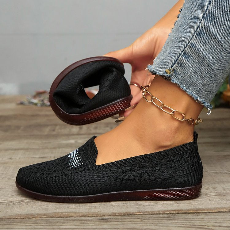Damen bequeme Slipper aus atmungsaktivem Strickmaterial mit eleganter Zierstickerei EB