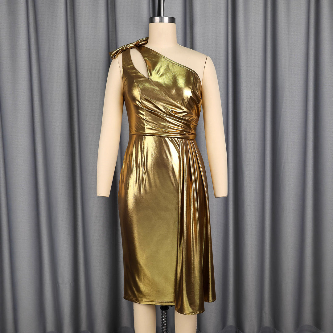 Damen Elegantes Abendkleid mit asymmetrischem Schnitt und voluminösem Drapierungselement EB