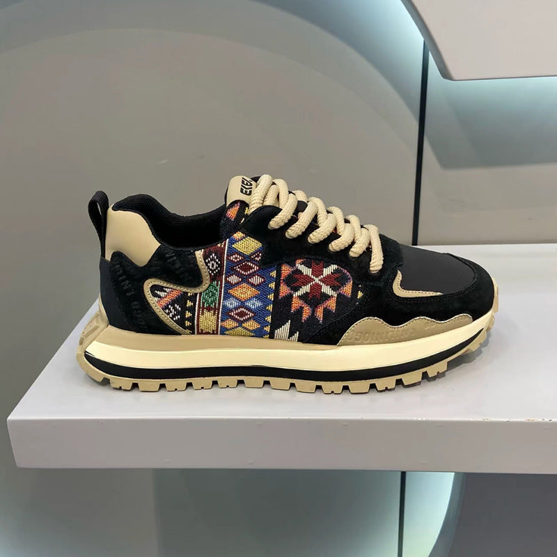 Damen Sportliche Sneakers mit einzigartigem Ethno-Muster und dämpfender Sohle EB