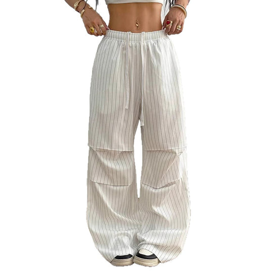 Damen Relaxed Fit Sporthose mit seitlichen Taschen EB