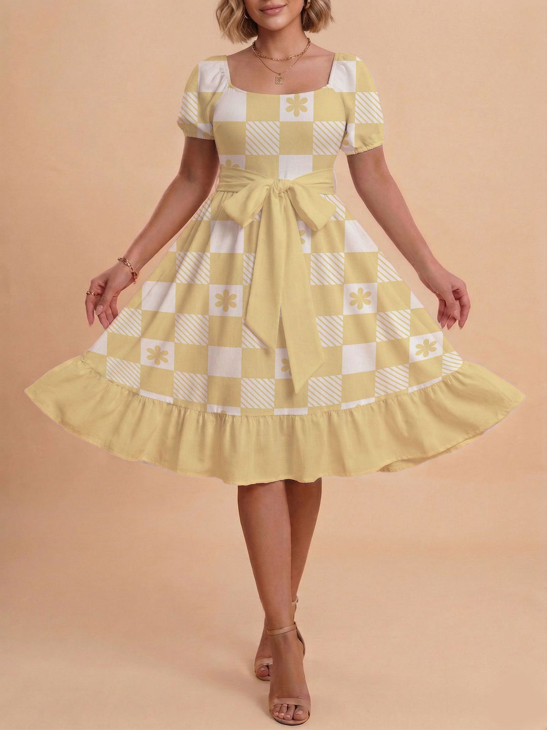 Damen Verspieltes Maxikleid mit Bärenmuster und taillierbarem Band EB