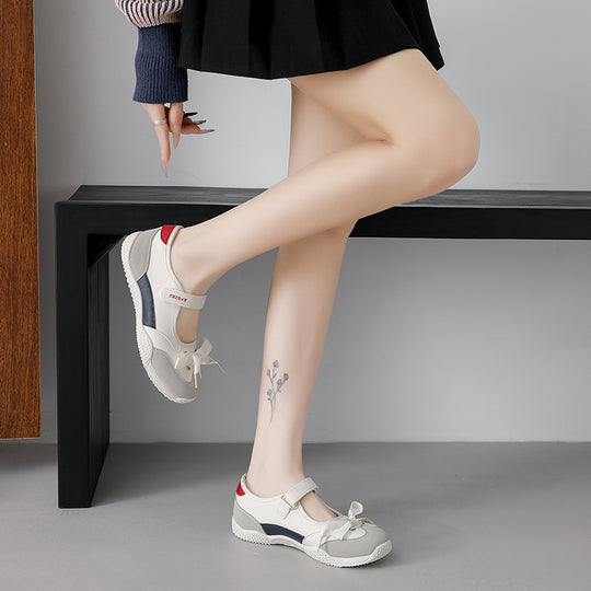 Damen Sportliche Slipper mit modischem Riemendesign und praktischer Klettverschlusslösung EB