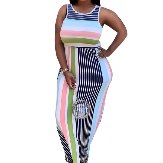 Damen Maxikleid im modernen Streifenlook mit tiefem Rundhalsausschnitt und slim fit Schnitt EB