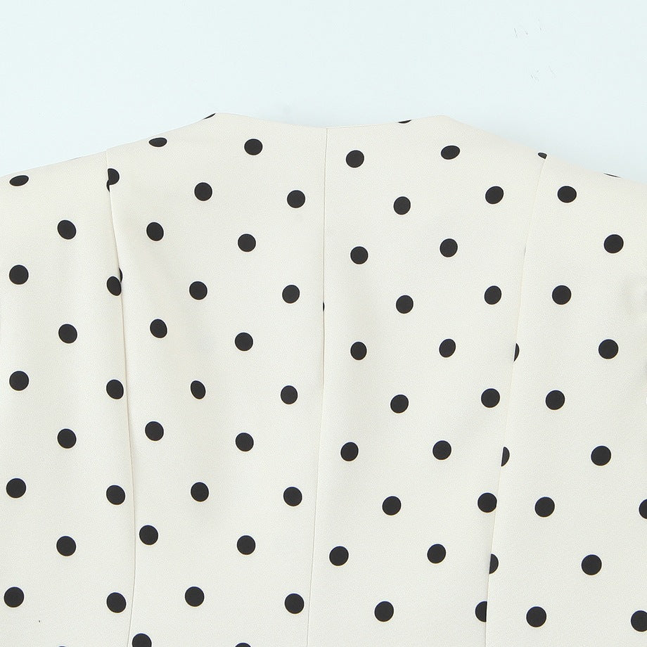 Damenbluse mit voluminösen Ärmeln und Polka-Dot-Muster EB