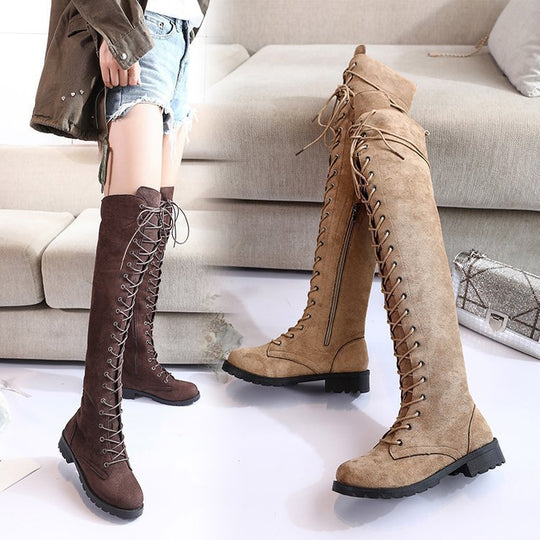 Damen Überknee-Stiefel mit modischem Schnür-Design und robustem Profil EB