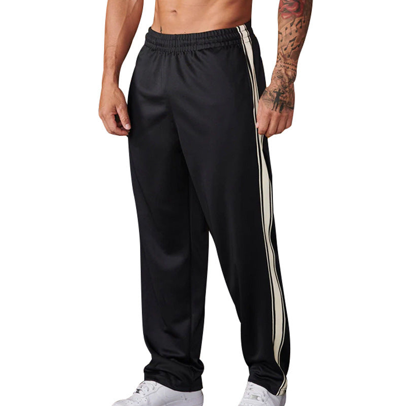 Herren Sportliche Trainingshose mit funktionalem Schnitt und seitlichen Einschubtaschen EB