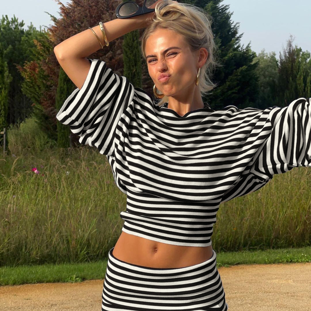 Damen nan gestreiftes Cut-Out-Longsleeve mit weitem Arm und taillierter Schichtung EB