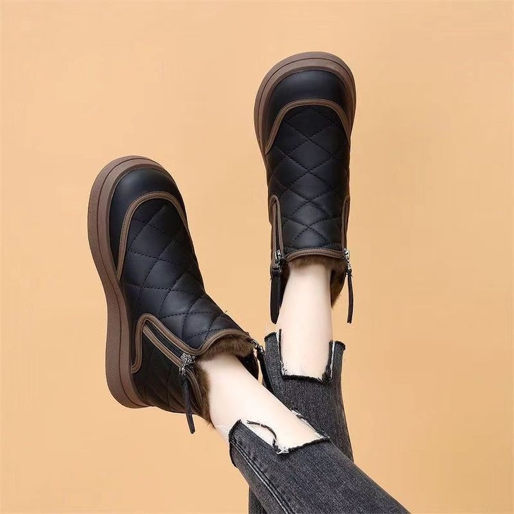 Damen gefütterte Winter-Boots mit modischem Steppdesign und rutschfester Sohle EB