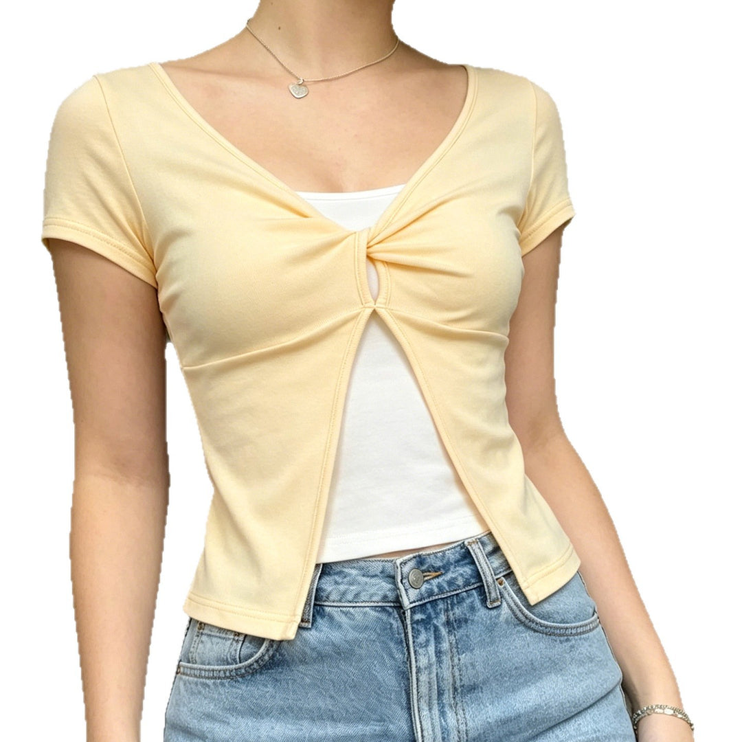 Damen Süßes kurzes T-Shirt mit Knoten-Design und Cut-out-Details EB