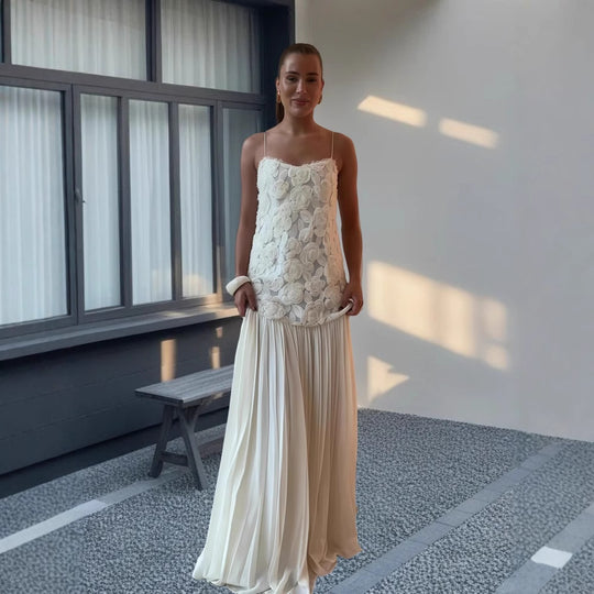 Damen Elegantes Abendkleid mit floralem Spitzenoberteil und schwingendem Rock EB