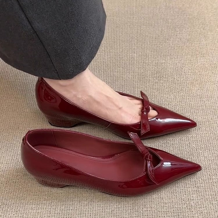 Damen spitze Pumps mit elegantem Schleifendetail und glänzender Oberfläche EB
