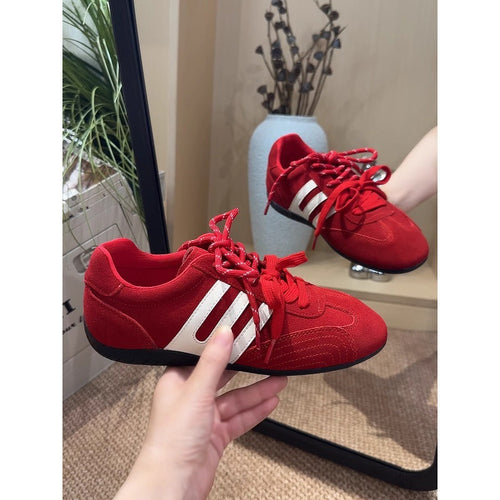 Damen Sportliche Sneakers aus hochwertigem Wildleder mit atmungsaktiver Sohle EB