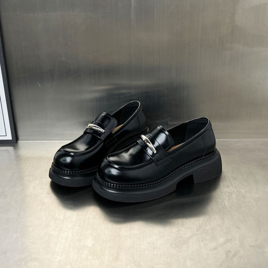 Damen Modische Loafers mit trendiger Schnallenverzierung und stabiler Plateausohle EB