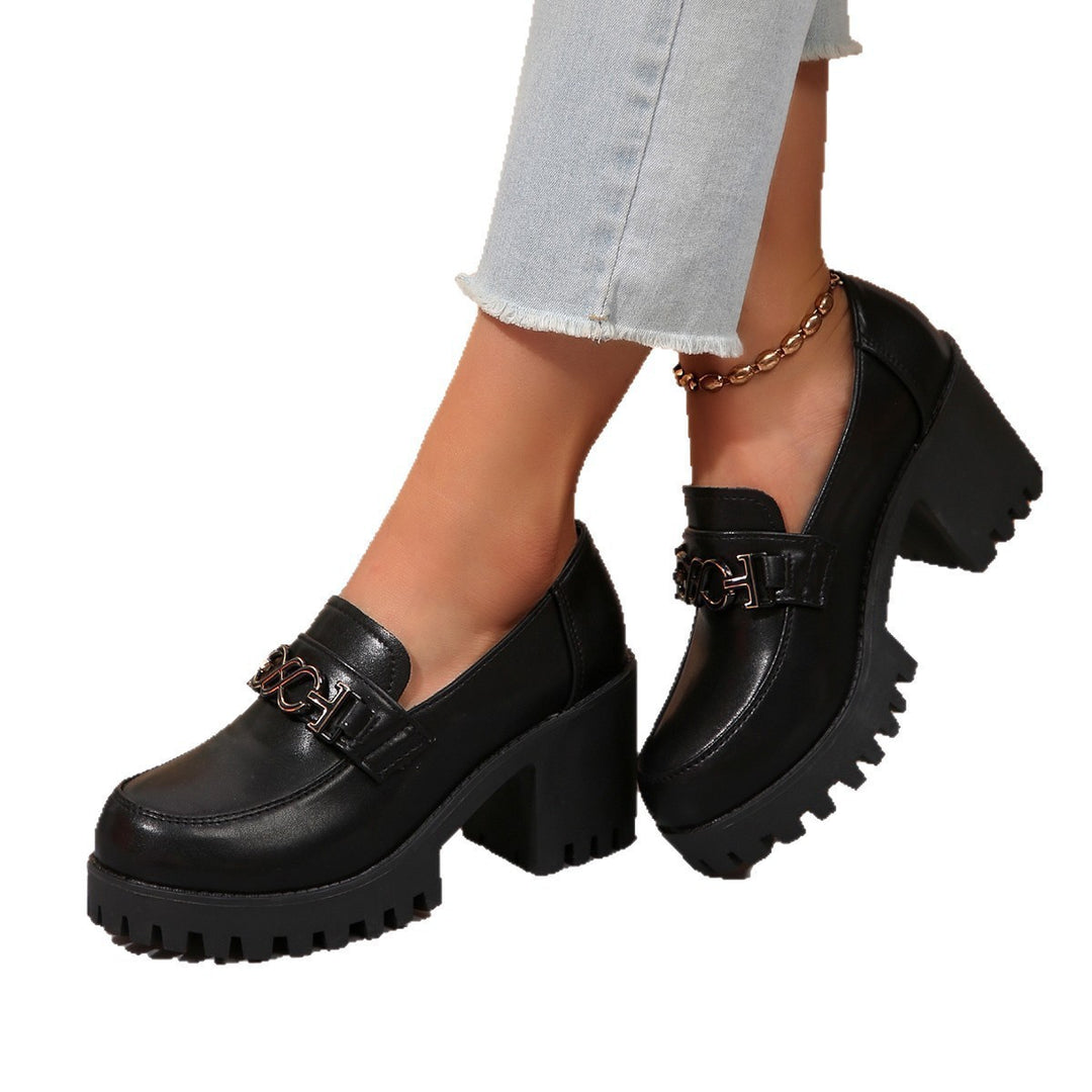 Damen Elegante Mokassins mit robustem Plateau und trendigem Ketten-Detail EB