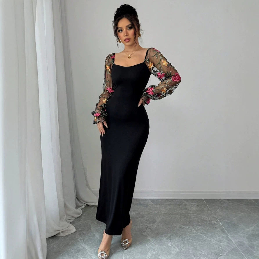 Damen Elegantes Maxikleid mit floralen Spitzenärmeln und figurbetontem Schnitt EB