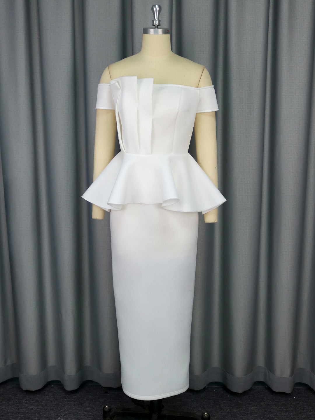 Damen Elegantes Peplum Kleid mit schulterfreiem Oberteil EB