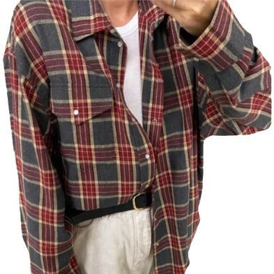 Damen Gemütliches Karoshirt mit hohem Kragen und Knopfverschluss EB