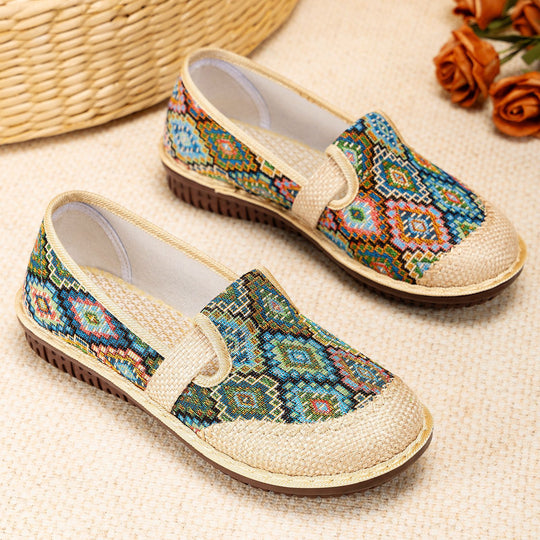 Damen Bequeme Slip-On Clogs mit buntem Jacquard-Muster EB
