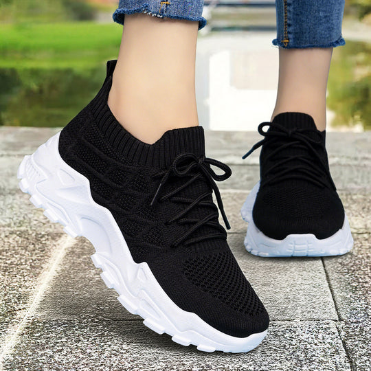 Damen nan gestrickter Plateau-Comfort-Sneaker mit sockenähnlichem Schaft, elastischer Schnürung und geformter Leichtprofilsohle EB