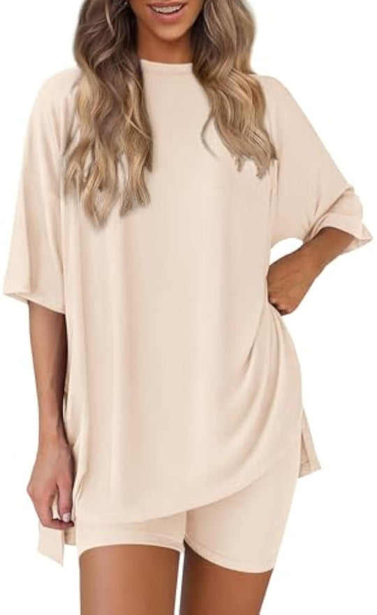 Damen lässiges Sport-T-Shirt mit Shorts im Set EB