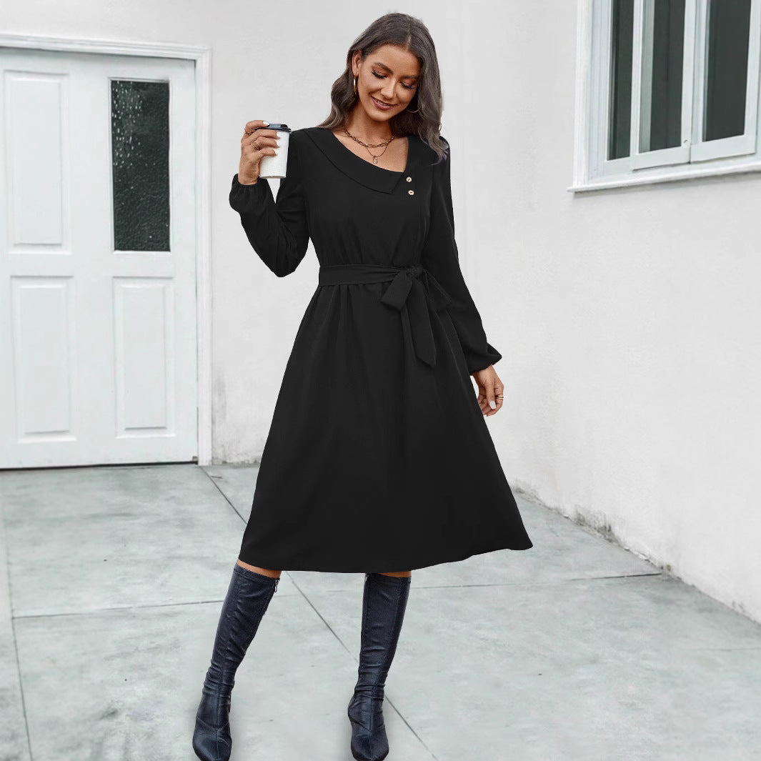 Damen Midikleid mit tailliertem Schnitt und eleganten Knopfdetails EB