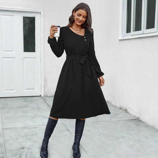 Damen Midikleid mit tailliertem Schnitt und eleganten Knopfdetails EB