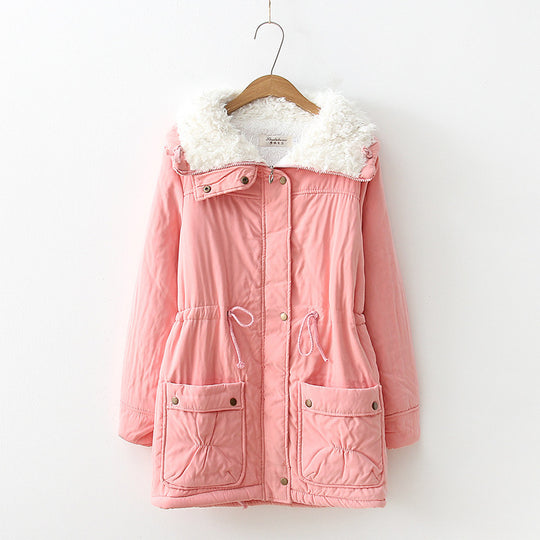 Damen gerade geschnittene Winterjacke mit kunstfellbesetztem Kragen und praktischen Taschen EB