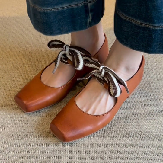 Damen elegante Ballerinas mit modischem SchnürDesign und komfortablem Blockabsatz EB