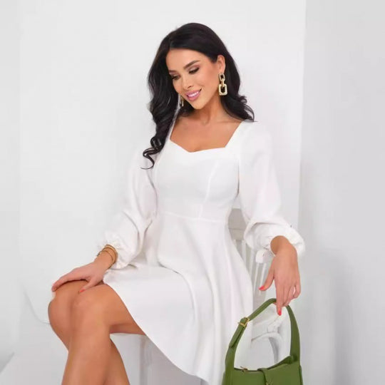 Damen Minikleid mit Puffärmel und Herz-Ausschnitt EB