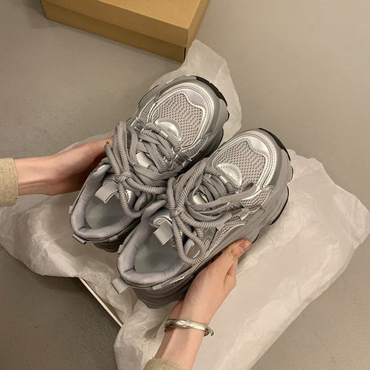 Damen sportliche Sneakers im innovativen Chunky-Design mit atmungsaktiven Einsätzen EB