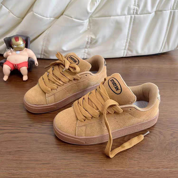 Damen Sneakers aus qualitativ hochwertigem Wildleder mit bequemer Schnürung EB