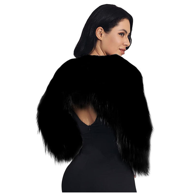 Damen Extravaganter Kunstpelzbolero mit elegantem Schnitt EB