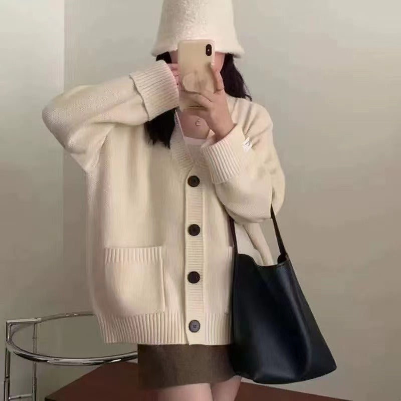 Damen Grob gestrickter Cardigan mit großen Taschen und tiefem V-Ausschnitt EB