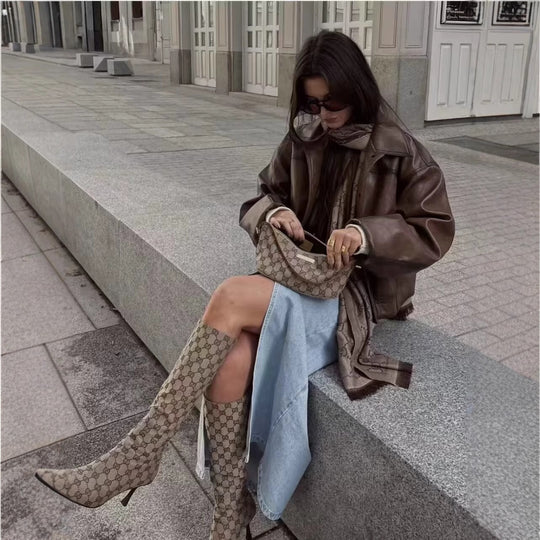 Damen Kunstlederjacke mit praktischen Taschen und modernem Schnitt EB