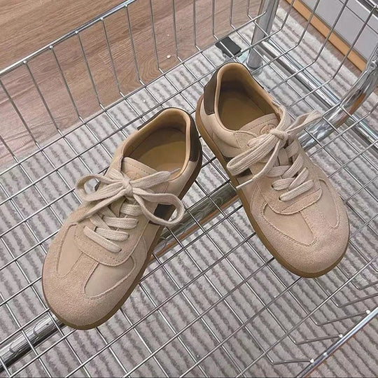 Damen Sneakers aus hochwertigem Wildleder mit modischem Farbakzent EB