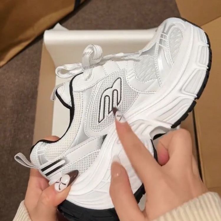 Damen Sportliche Sneakers mit atmungsaktivem Obermaterial und optimaler Dämpfung EB
