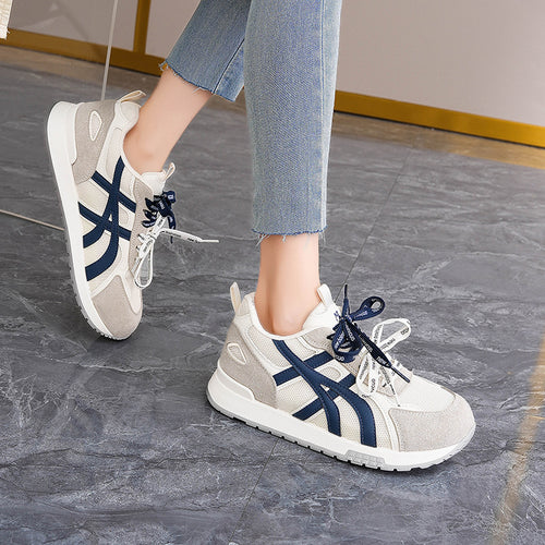 Damen Sportliche Sneaker mit atmungsaktivem Mesh-Obermaterial und dämpfender Sohle EB
