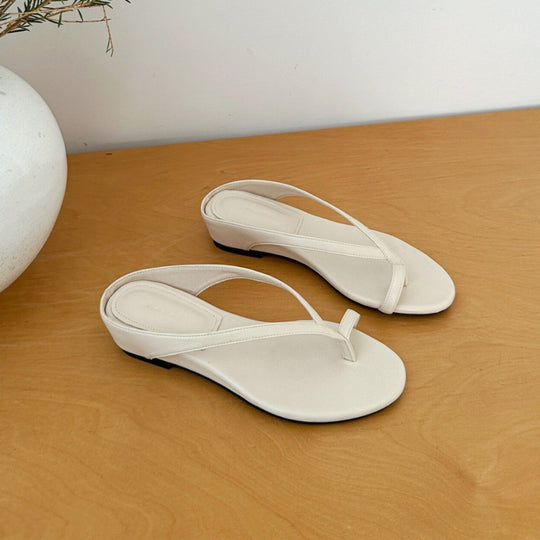 Damen Minimalistische Flip-Flops mit Komfortsohle und elegantem Detail EB