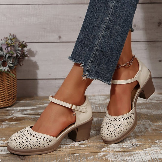 Damen elegante Slingback-Pumps mit floralen Ausschnitten EB