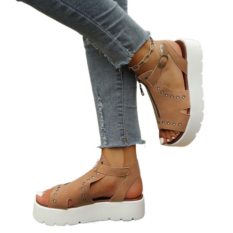 Damen Plattform-Sandalen mit Reißverschluss und dekorativen Ösen EB