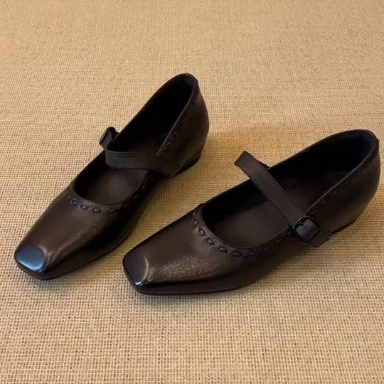 Damen Ballerina mit elegantem Riemen und modischem quadratischem Zehenbereich EB