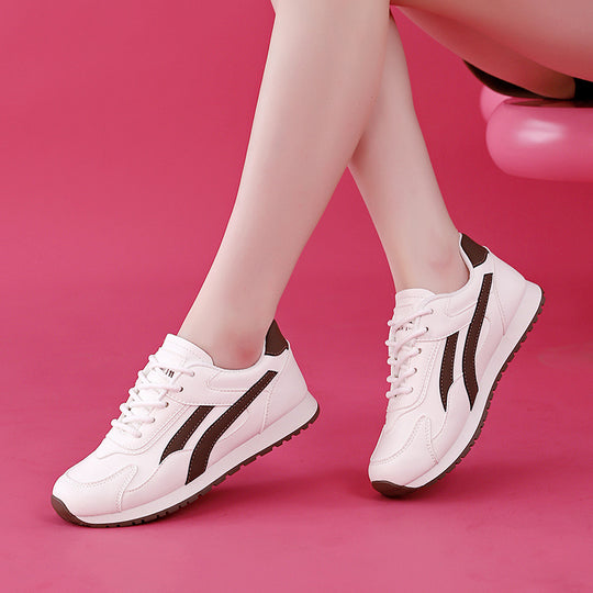 Damen Sportliche Sneakers mit hochwertigem Obermaterial und rutschfester Sohle EB