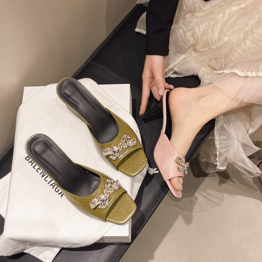 Damen Glamouröse Mules mit funkelnden Schleifen und elegantem Absatz EB