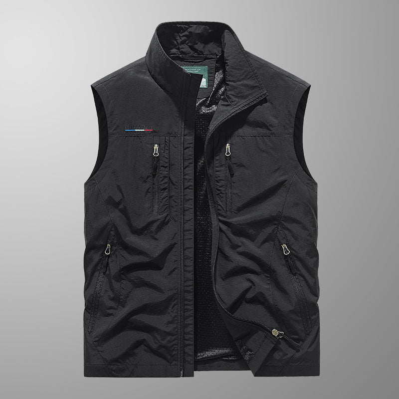 Herren Multifunktionale Outdoor-Utility‑Weste mit Mesh‑Innenfutter und zahlreichen Taschen EB