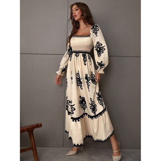 Damen Maxikleid mit Puffärmeln und elegantem Stickmuster EB