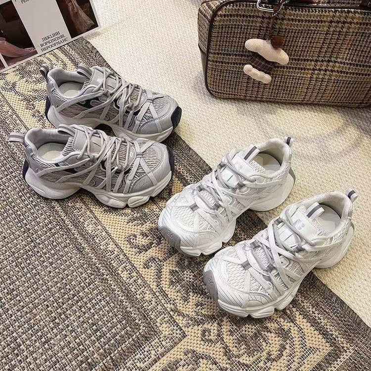 Damen Sportliche Sneakers mit innovativem Sohlenprofil und atmungsaktivem Obermaterial EB
