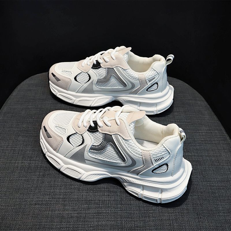 Damen moderne Sport Sneakers mit atmungsaktiver Oberflächenstruktur und stoßdämpfender Sohle EB