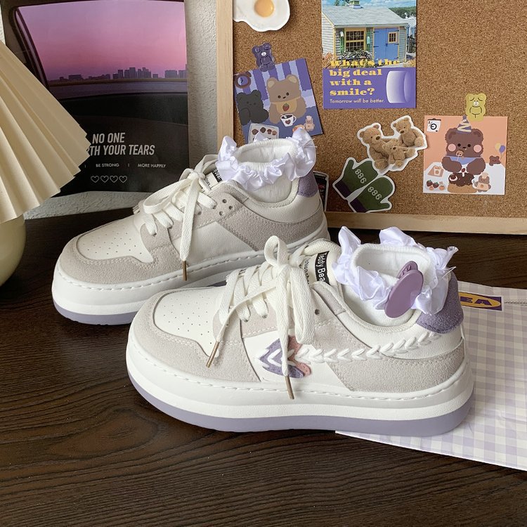 Damen Modische Sneakers mit elegantem Kragen und einzigartigen Design-Details EB