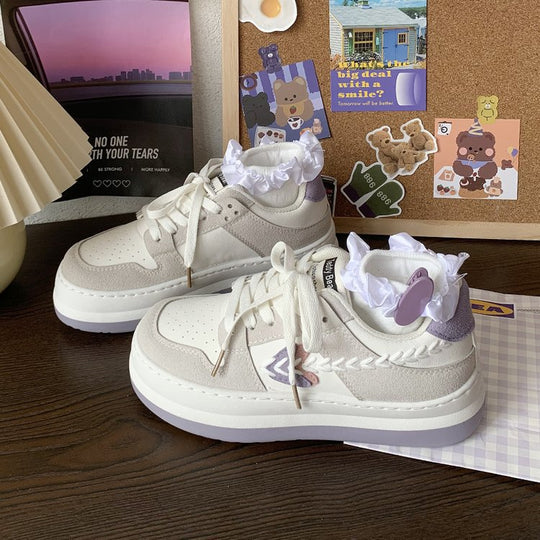 Damen Modische Sneakers mit elegantem Kragen und einzigartigen Design-Details EB